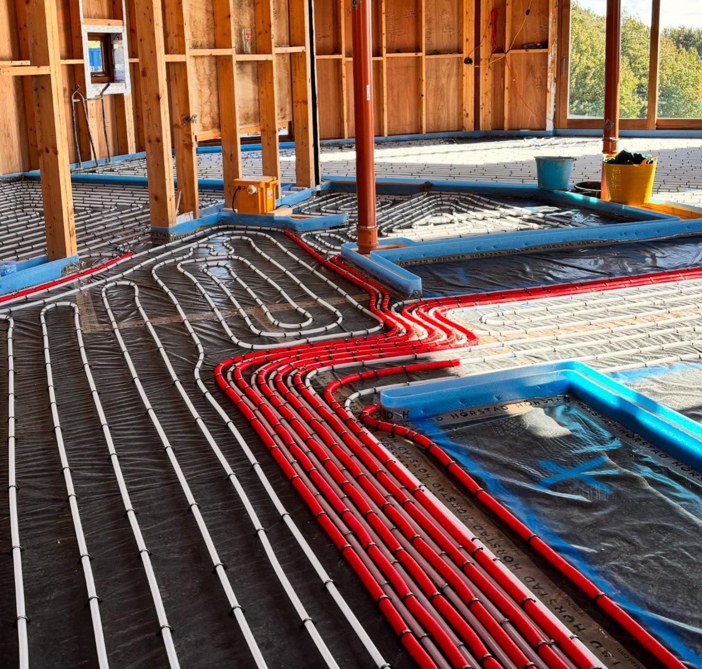 residential sector underfloor heating and screed installation
